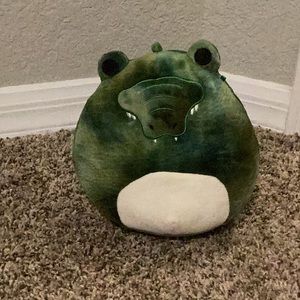 Arthur 8 inch Squishmallow (alligator)